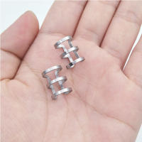 Anillo de acero inoxidable para piercing sin perforación, aro doble triple, clip para el cartílago tragus, 2 piezas - details 2