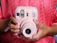 INSTAX MINI 13- FUJIFILM- Cámara instantánea con Flash automático, Espejo Selfie, Modo marco primer plano y temporizador automático integrado. - details 2