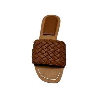 Calzados soraia, Sandalias Planas de Mujer con Punta Cuadrada, Diseño Clásico Tipo Slide, Corte Anatómico en la Empeine, Sandalia Abierta de Verano para Uso Diario, Oficina o Paseo Casual - details 5