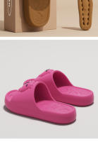 Zapatillas De Casa Para Mujer De Talla Grande 32-45 Ligera Antideslizante Con Dibujos De Capybara Verano Suela Suave Sandalias Para Baño - details 9