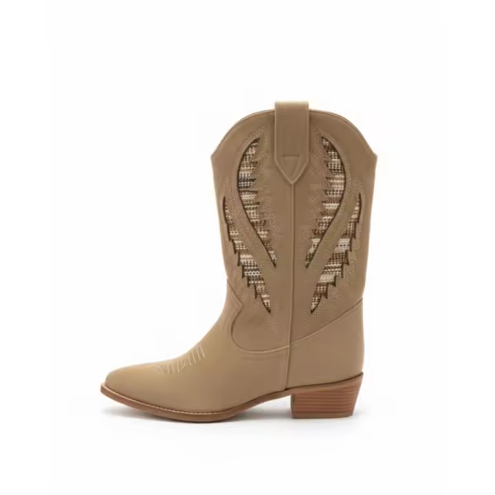 BOTAS COWBOY DE ANTELINA CON BORDADO ÉTNICO - ESTILO BOHO CHIC para MUJER - ENERO 2026 - 1