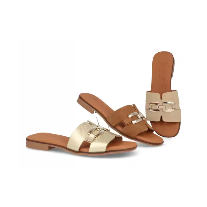 105 - BDA SANDALIAS PLANAS 15 COLORES : CUERO , ORO , BEIGE TALLAS : 35 AL 41 CORTE EXTERIOR : PIEL FORRO INTERIOR : PIEL PLANTILLA : PIEL / GEL ALTURA TACÓN / CUÑA : 2 CM. PISO : SINTÉTICO - 1
