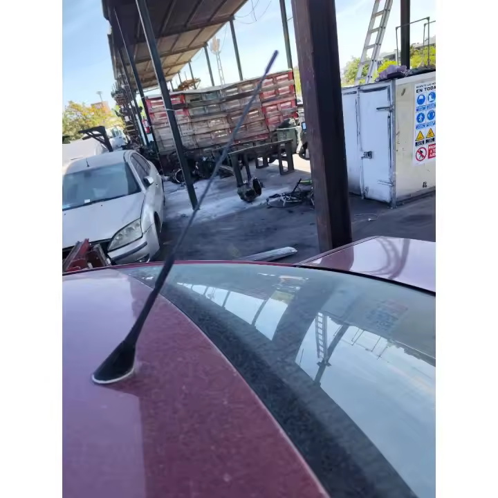 Antena compatible con Volkswagen Passat 1999 a 2000 - 1