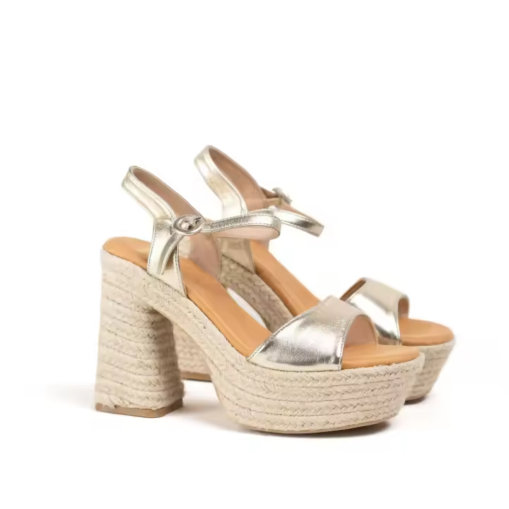 Sandalias doradas con Plataforma Mujer con Tacón Ancho de Bloque Diseño Elegante y Moderno Primavera Verano 2026 Cierre Hebilla Paloma Wang - 1