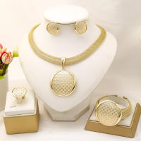 Juego De Joyas Liffly Para Mujer En Color Dorado Estilo Clásico Collar Colgante Pulsera Y Pendientes Para Boda Y Fiestas - details 1