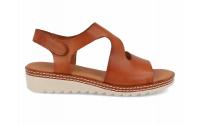 Sandalias de Cuña BDA Modelo 866 - Confort y Estilo Versátil Explora la comodidad del verano con las sandalias de cuña baja modelo BDA 866, un básico imprescindible que combina artesanía española con un diseño moderno y funcional. Ideales para el uso dia - details 5