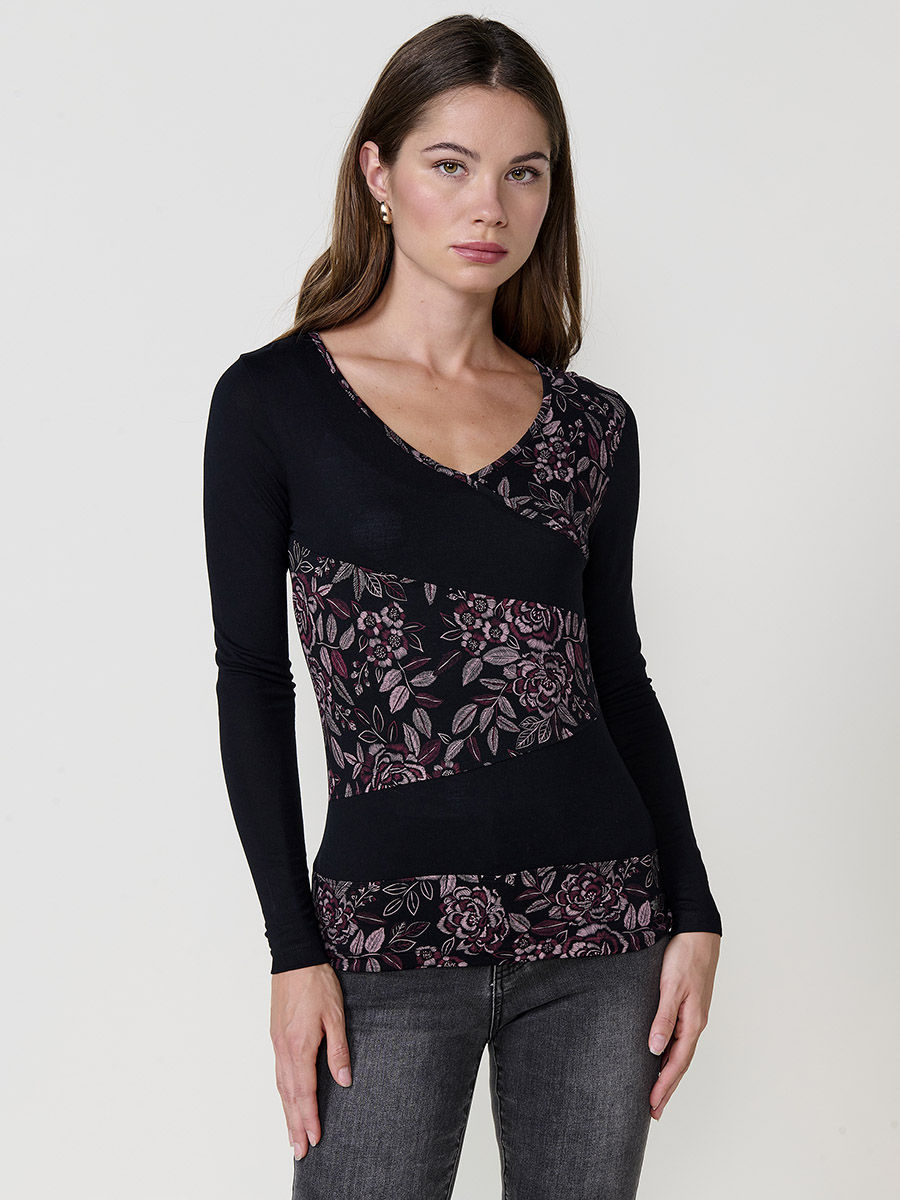Koroshi Camiseta negra de manga larga con cuello pico y estampado floral efecto bordado para mujer