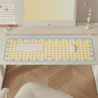 Alfombrilla Grande De Ratón Con Estampado a Cuadros Rosa Y Blanco Borde Ondulado Material De Cuero PU Antideslizante Protector De Escritorio Para Oficina Y Juegos - details 6