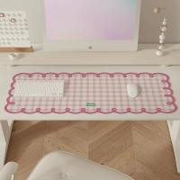 Alfombrilla Grande De Ratón Con Estampado a Cuadros Rosa Y Blanco Borde Ondulado Material De Cuero PU Antideslizante Protector De Escritorio Para Oficina Y Juegos - details 0