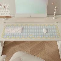Alfombrilla Grande De Ratón Con Estampado a Cuadros Rosa Y Blanco Borde Ondulado Material De Cuero PU Antideslizante Protector De Escritorio Para Oficina Y Juegos - details 1