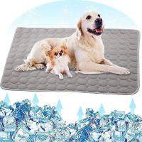 Alfombra Refrigerante para Perros 100 x 70 cm | Esterilla de Verano Autorefrigerante, Impermeable y Antideslizante | Colchoneta Fresca para Mascotas en Casa, de Viaje o en el Coche | Ideal para Mantener a tu Perro Feliz y Refrescado - details 0