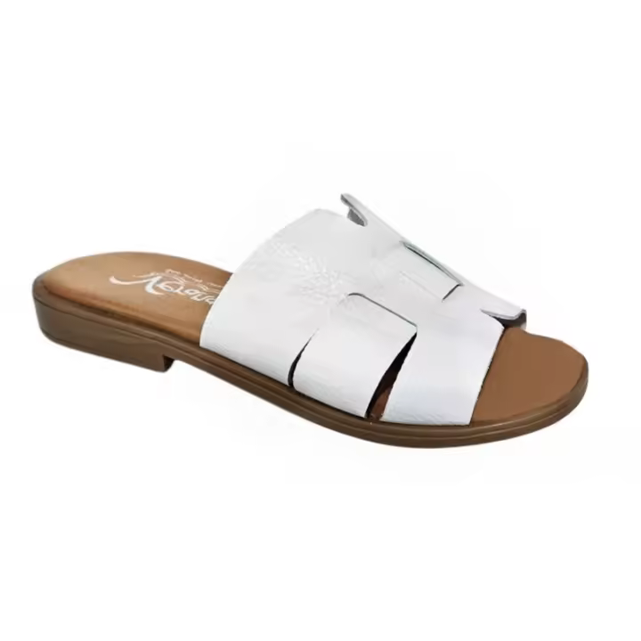 Sandalia Plana Mujer Piel Blanco Referencia: V25317 Blanco Marca D'VERANAS Sandalia plana confort de mujer en piel bombeada blanca. Plantilla acolchada y transpirable. - 1