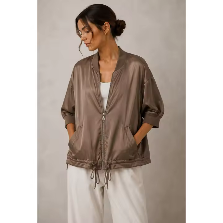 Chaqueta bomber satinada moderna y elegante con corte oversize, mangas tres cuartos y cordón ajustable en el bajo — ideal para primavera, verano y otoño - 1