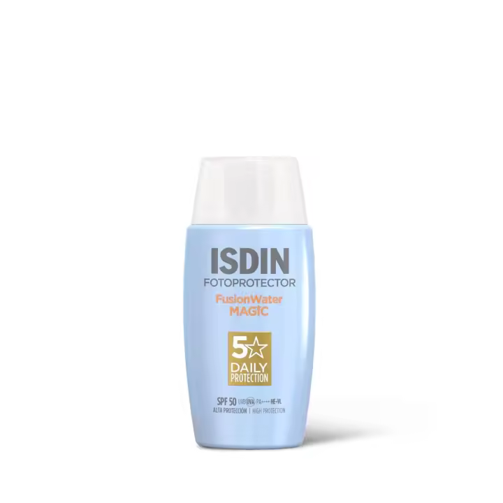 ISDIN Fotoprotección Fusion Water MAGIC SPF 50, Protector Solar Facial de Textura Ligera y Fase Externa Acuosa con Tacto Final Sedoso, 50ml - 1