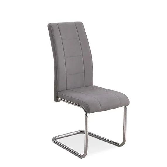 Juego de 4 sillas modelo San. Disponible en varios colores.