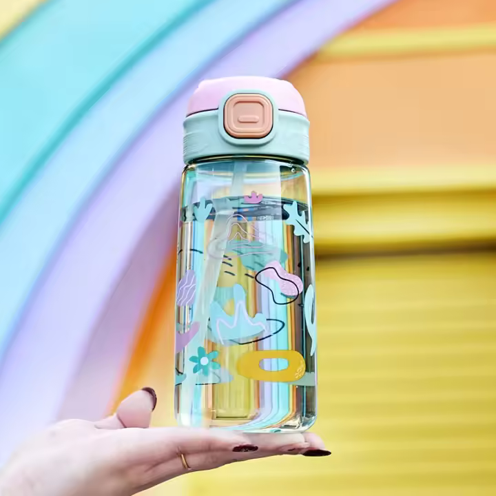 Botella De Agua Para Niños De 600ml Con Taza Y Pajita Portátil Para Viajes Deporte Y Fitness Material Plástico Reutilizable - 1