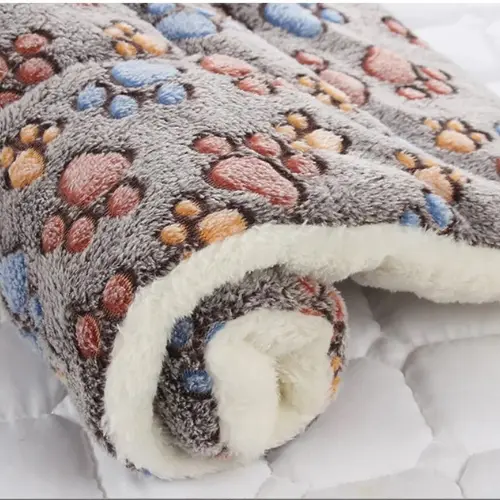 Manta y cama para gato o perro que tu mascota duerma bien, cubre colchón para gatos fácil de lavar, tenemos 2 medidas, el regalo perfecto para tu peludo amigo, la manta que tu felino necesita para estar protegido - 1