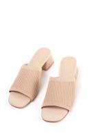 Paloma Wang sandalias doradas mules mujer con tacòn bajo con pala elàstica - details 14