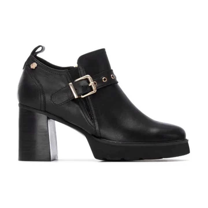 Botin Carmela modelo 162704 en color Negro - 1