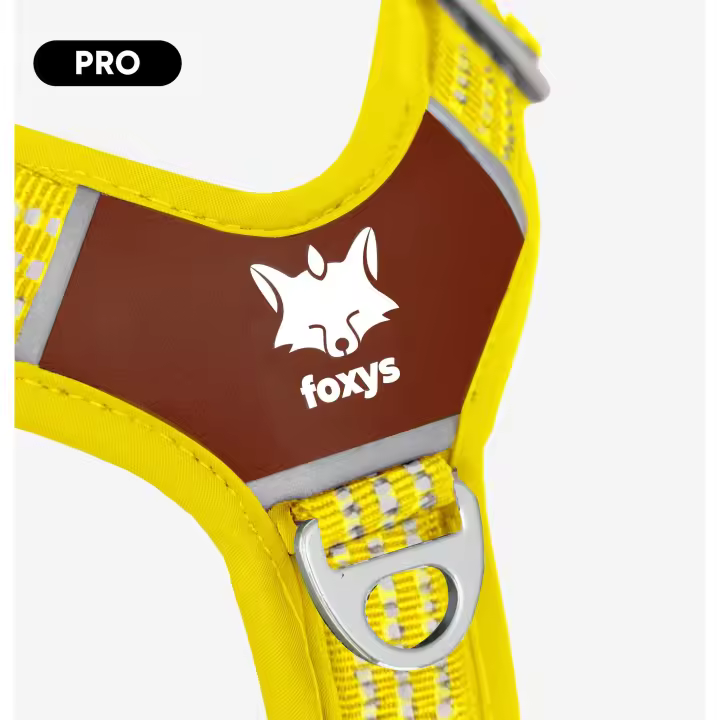 CountryFox™ PRO Arnés para Perros de Todas las Razas, Diseño Ergonómico que Distribuye la Presión Uniformemente, con Anilla Frontal Antitirones y Posterior, Acolchado Suave y Fácil de Poner, Amarillo Mantequilla - 1