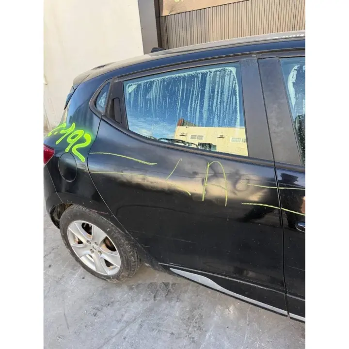 Puerta trasera derecha compatible con Renault Clio 2012 - 1