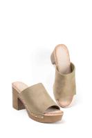 Paloma Wang sandalias mujer mules con tacón alto y plataforma efecto madera con tachas - details 15
