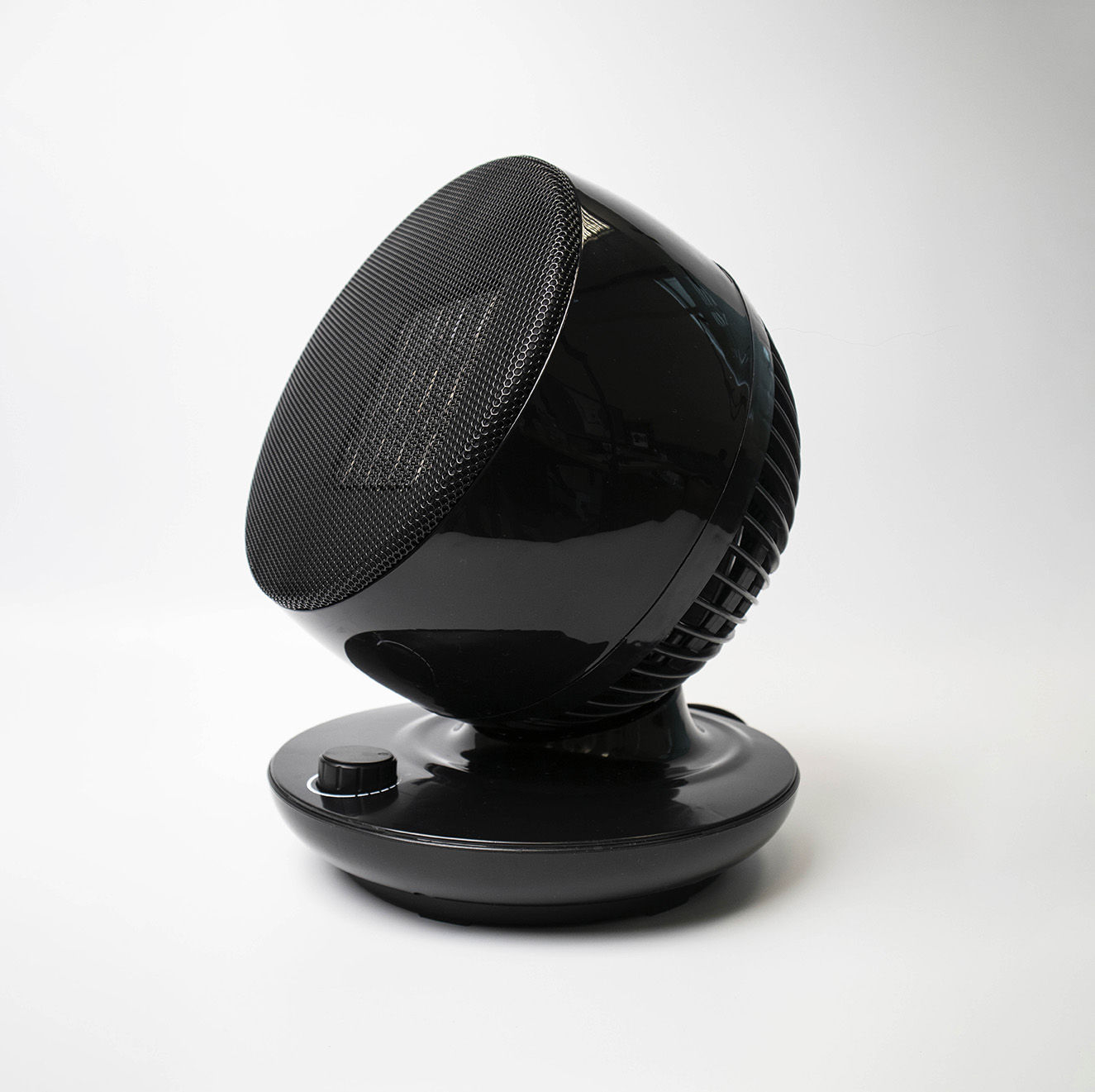 Calefactor Cerámico 1500W, Bajo Consumo de Energía, Regulador de Temperatura, Inclinable 90° - ¡Calienta tu hogar eficientemente!