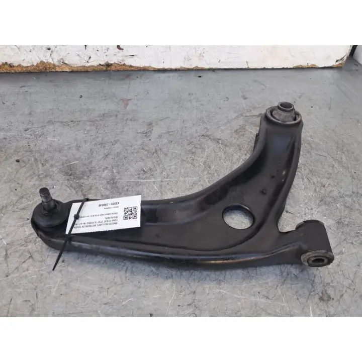 Brazo suspension inferior delantero izquierdo compatible con Toyota Yaris 1.5ibrido kw55 - 75cv 2016 2014 a 2017 (OEM/IAM: 4806809150) - 1