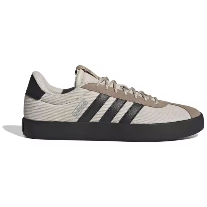 Calzado Adidas en color Marrón - 1
