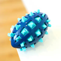Juguete De Masticar Para Perros Grande Y Mediano Bola De Rugby De Goma Suave Resistente a Mordeduras Y Adecuado Para Juego De Sonidos - details 12