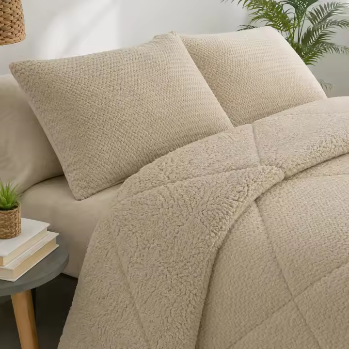 Donegal Collections - Edredón Coralina Borreguito - Disponible en Gris, Beige, Rosa y Azul y para camas de 90cm, 105cm, 135cm, 150cm y 180cm - Invierno largo edredón 270cm - 1