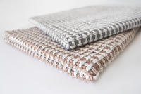 Parentesi Quadra - ALFOMBRA ALGODÓN CUADROS CAMEL/CRUDO 60X90CM - details 1