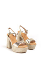 Sandalias doradas con Plataforma Mujer con Tacón Ancho de Bloque Diseño Elegante y Moderno Primavera Verano 2026 Cierre Hebilla Paloma Wang - details 3