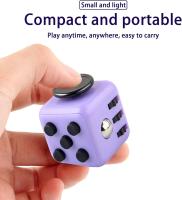 Juguete antiestrés, 2 cubos de juguete, juguetes sensoriales, juguetes para aliviar la ansiedad, juguetes para los dedos, regalo para niños y adultos con 6 funciones diferentes. - details 2