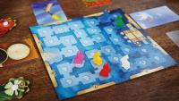 Asmodee - Dixit Una Imagen Vale más Que mil Palabras | Juego de Mesa Familiar y para Niños a Partir de 8 años | Ganador de Varios Premios | Imaginación e Intuición | Juego de Mesa Creativo | 3 a 8 Jugadores | 30 Minutos por Partida | Español - details 1