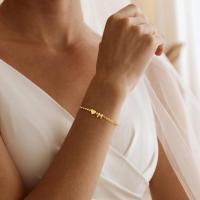Pulsera de letras en forma de corazón para mujer, exquisita pulsera de cuentas doradas, elegante colgante de letras A-Z, regalo personalizado - details 1