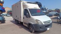 Calandra delantera de radiador compatible con Iveco Daily Caja cerrada (2006 =>) 35c... batalla 3000l 2009 a 2011 (OEM/IAM: 504136613) - details 2