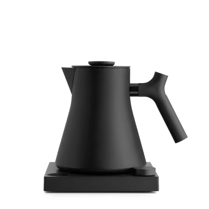 Hervidor de té eléctrico Fellow Corvo EKG Pro - Calentamiento rápido, control preciso de la temperatura, programación, temporizador de preparación incorporado, EU Negro mate - 1