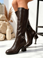 Botas largas elegantes para mujer con tacón grueso y bajo con cremallera lateral y hebilla metálica ideales para trabajar salir y vacaciones - details 0