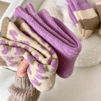 4 Pares De Calcetines De Punto De Corazón Morado Lujo - Suaves Cálidos Y Cómodos Para Otoño E Invierno Calcetines De Moda Para Mujer - details 3