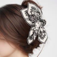 Pinza Para El Cabello Vintage Doble Cara Con Flores De Cashew Y Corazón Lazo De Alta Calidad Estilo Fashion Para Mujeres - details 2