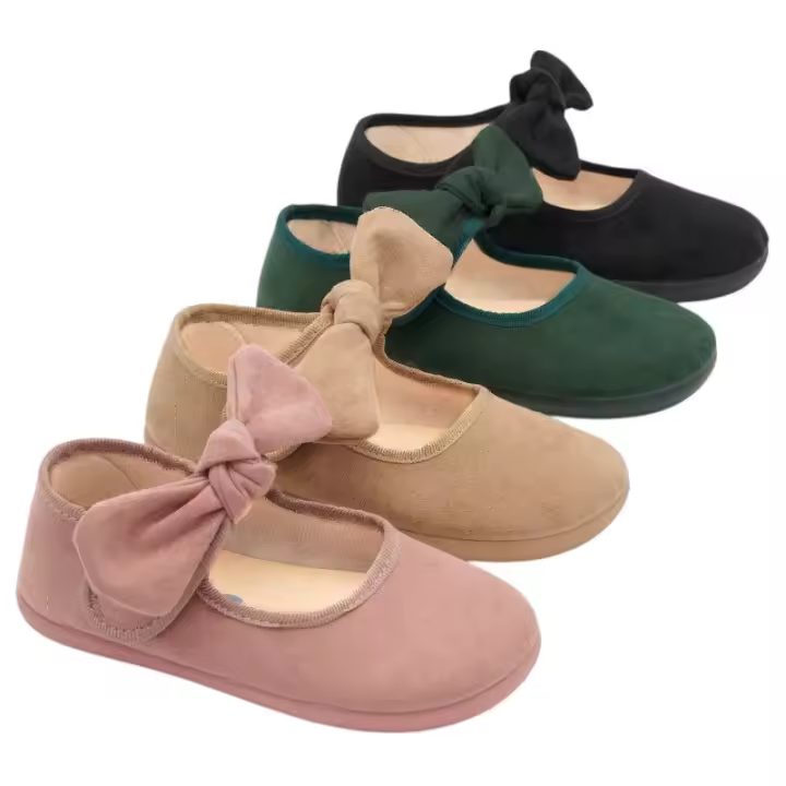 Merceditas barefoot Venus - 1