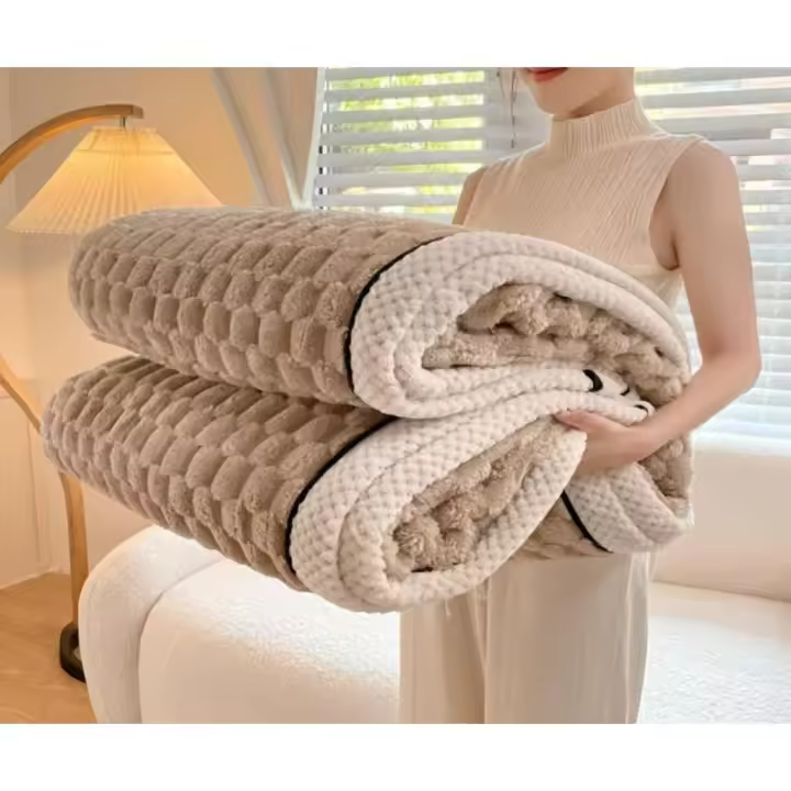 Manta de terciopelo de escarabajo de Invierno Beibei, Manta de terciopelo de doble cara Gruesa y Cálida multifuncionales para dormitorio, 150x200cm - 1
