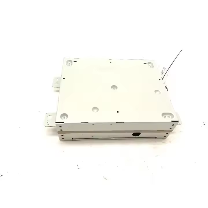 Sistema audio / radio cd compatible con Lynk & co 01 Phev 2020 (OEM/IAM: 8894790659) - 1