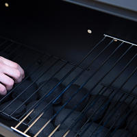 Aktive - Barbacoa de carbón con termómetro, metal, 116x61x106 cm, con sistema de ventilación y chimenea, 2 ruedas, fácil transporte, de exterior, para terraza, para balcón, bowl para líquidos, Bbq - details 5