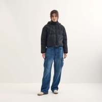 Chaqueta Crop Acolchada Resistente al Agua con Capucha Oversize y Forro Dorado - Munich - details 2