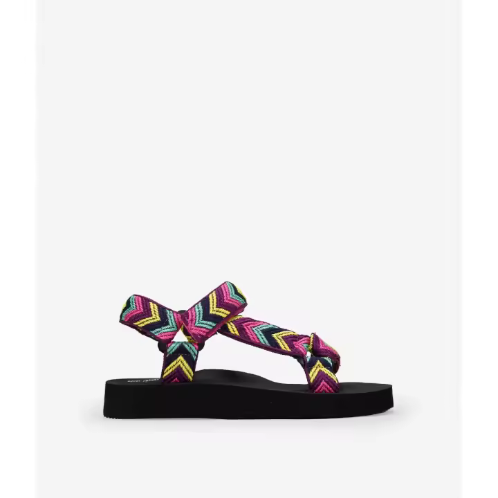 Bosanova Sandalias deportivas confeccionadas en material textil con estampado étnico y suela super ligera de goma eva. Cierre fácil. - 1