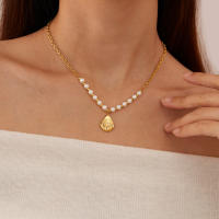 Collar de Mujer de Acero Inoxidable con Perlas y Circonitas, Gargantilla Vintage Elegante, Joyería Fina, Regalo para Mujer - details 0