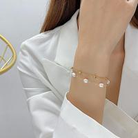 Pulsera de Perlas Vintage Acero Inoxidable y Perlas Encapuche Accesorio de Mano Elegante para Mujeres Mayores de 8 Años - details 7