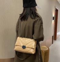 Bolso cruzado de cuero PU de hilo de lujo para mujer, bandolera con cadena, bolso de gran capacidad - details 9